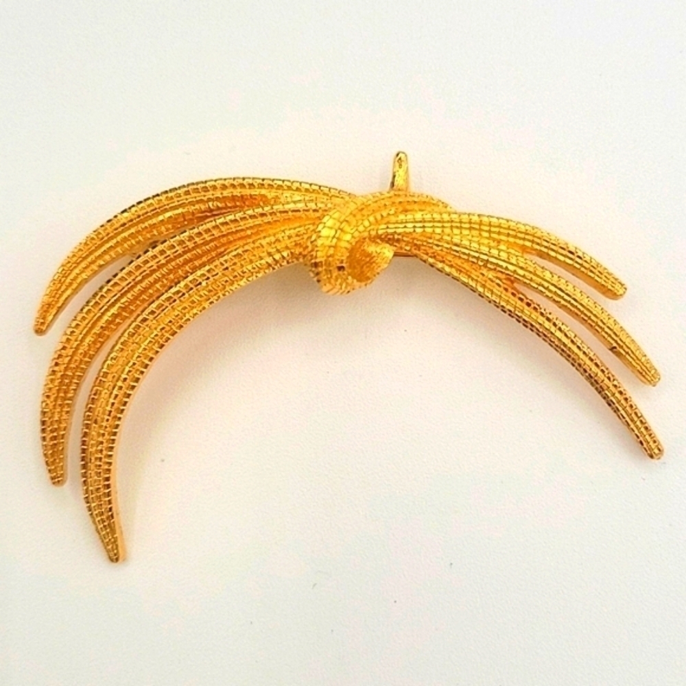Monet Vintage Signed Gold Tone Wheat Brooch